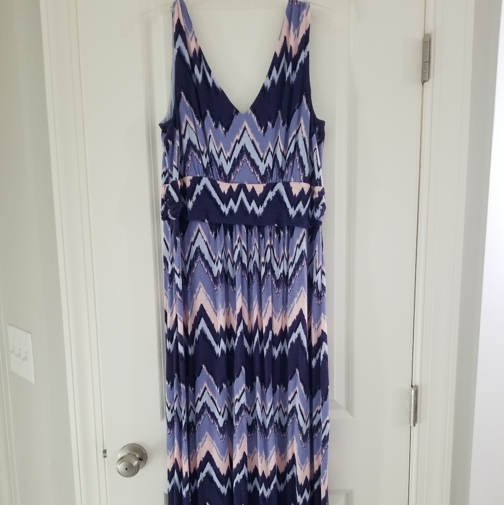 A Pea in the Pod- Purple/Pink MATERNITY Maxi Dress